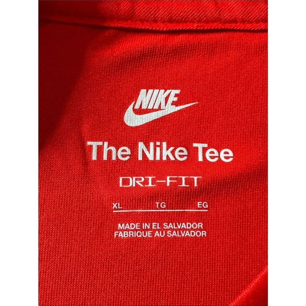 Nike Boys Red Short-Sleeve Dri-FIT Tee with Silver Swoosh 840178-657 Size XL NWT